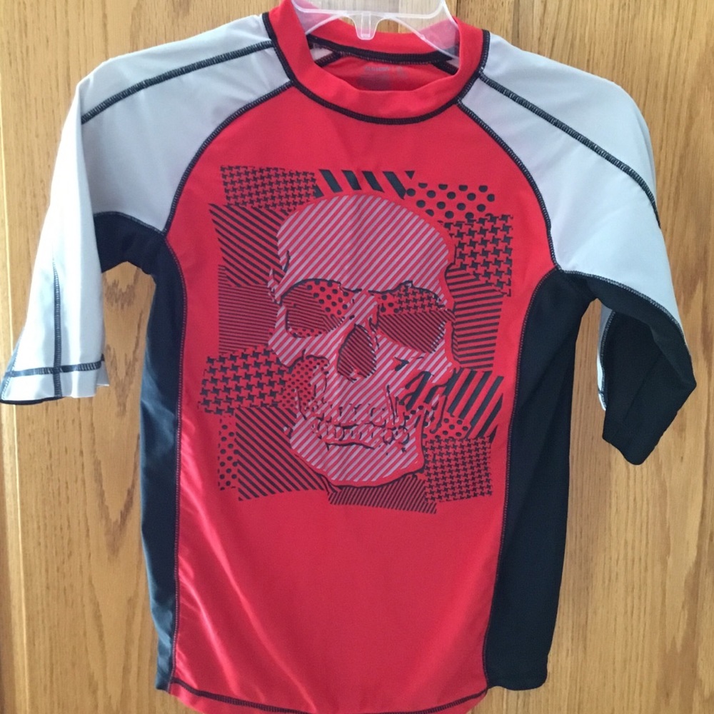 Old Navy Boy’s Rash guard shirt